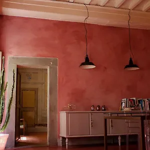 Couette-café Lo, Pistoia